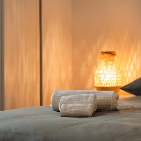 Freshly Renovated 10 Minutes From Arena Apartment Verona Bagian luar foto
