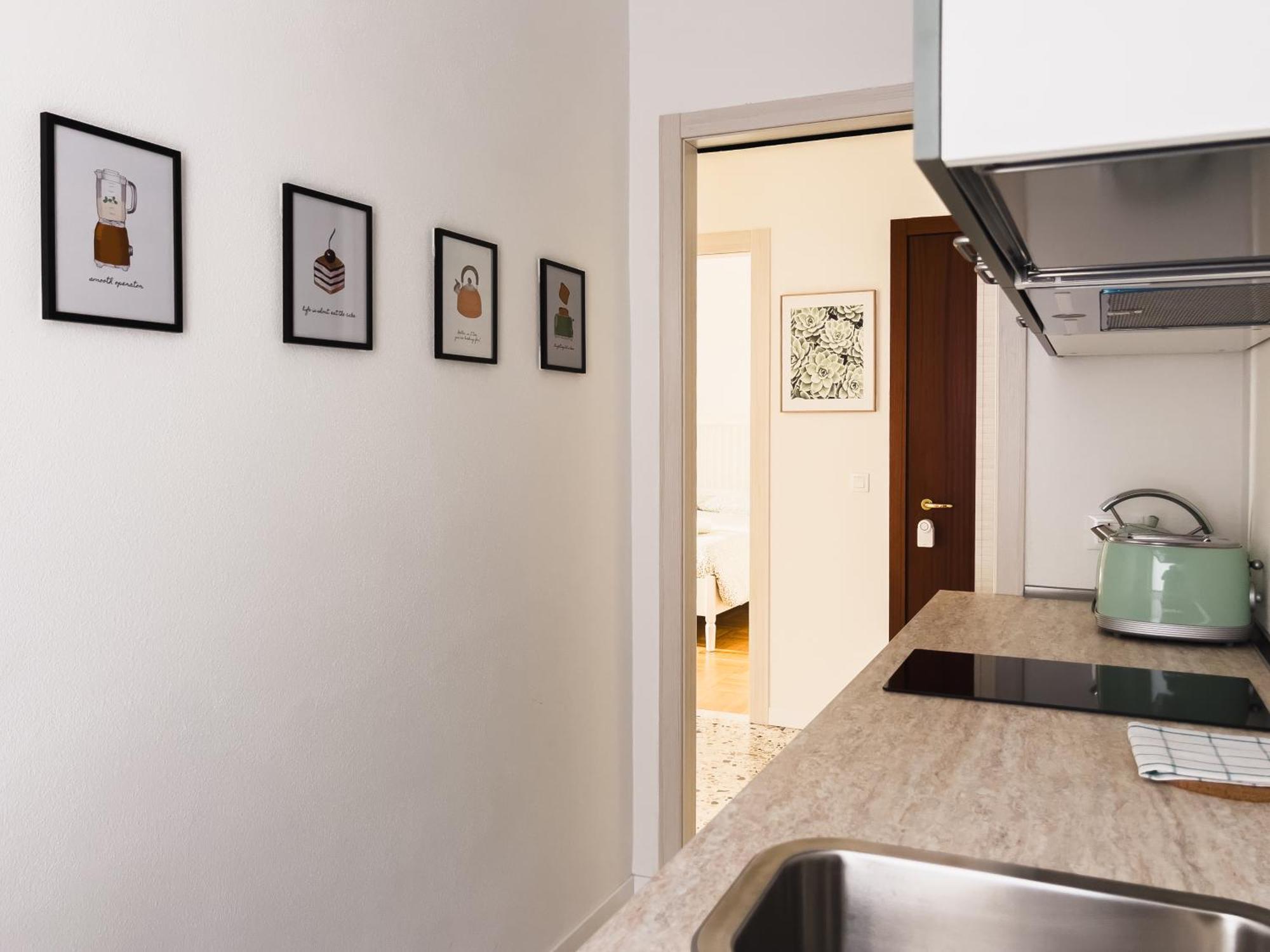 Freshly Renovated 10 Minutes From Arena Apartment Verona Bagian luar foto