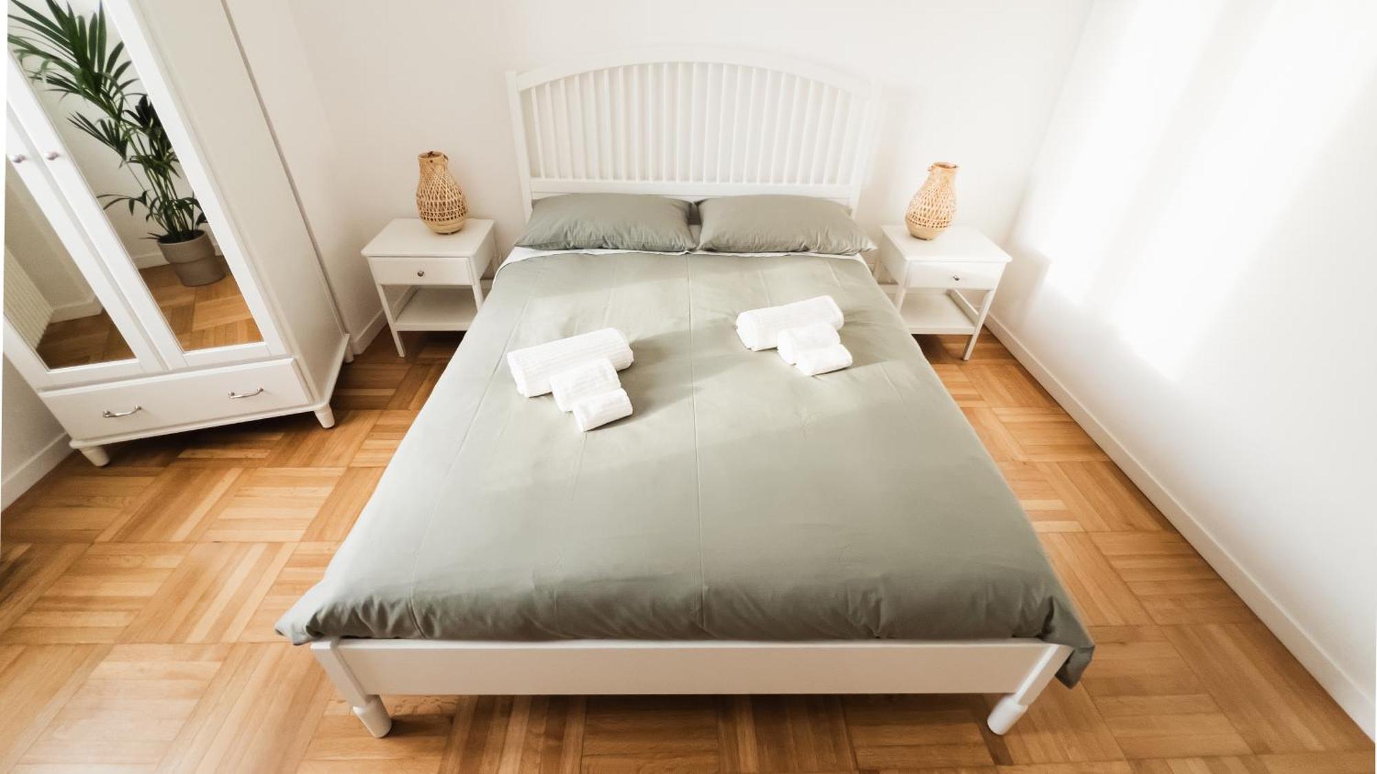 Freshly Renovated 10 Minutes From Arena Apartment Verona Bagian luar foto